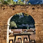 Hotel-restaurant Le Manoir De Montesquiou 3*