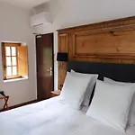 Hotel Hotel-restaurant Le Manoir De Montesquiou