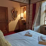 Hotel-restaurant Le Manoir De Montesquiou 3*