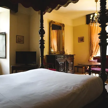 Hôtel-restaurant Le Manoir De Montesquiou