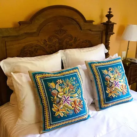 Hôtel-restaurant Le Manoir De Montesquiou Hotel