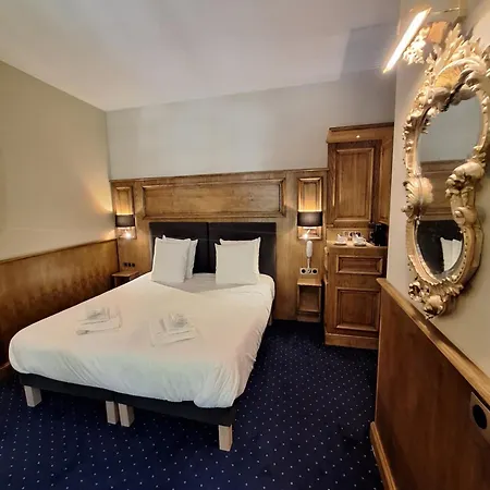 Hotel-restaurant Le Manoir De Montesquiou Hotel 3*