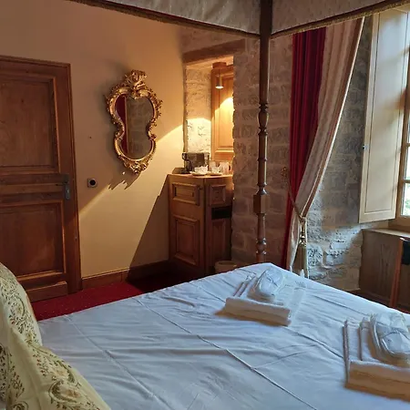 Hotel-restaurant Le Manoir De Montesquiou 3*