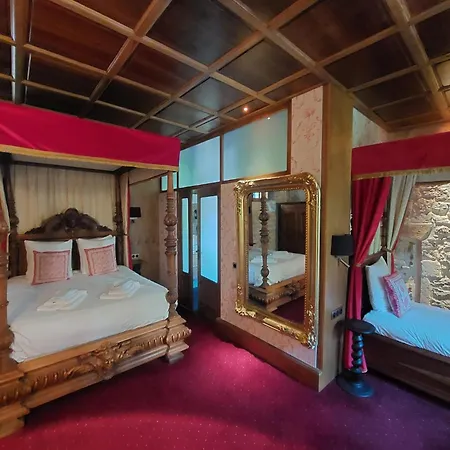 Hotel Hotel-restaurant Le Manoir De Montesquiou 3*