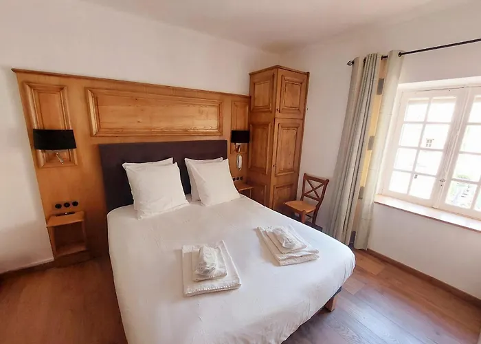 Hotel-restaurant Le Manoir De Montesquiou Hotel 3*