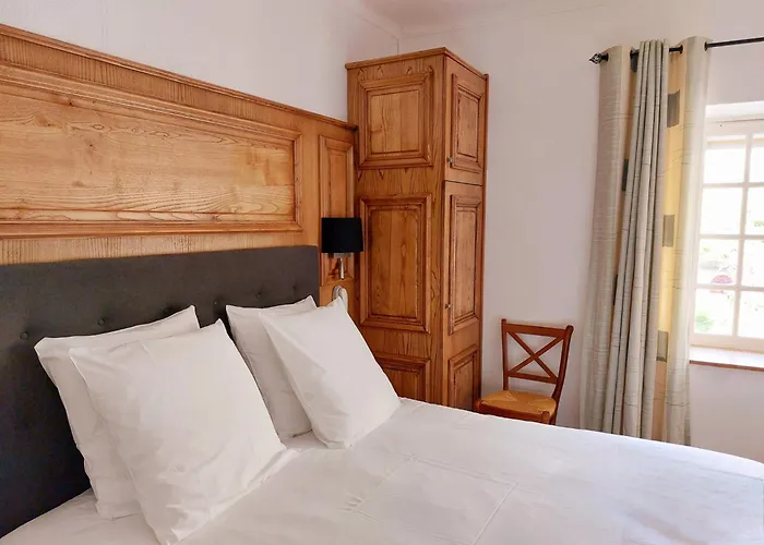 Hotel-restaurant Le Manoir De Montesquiou 3*