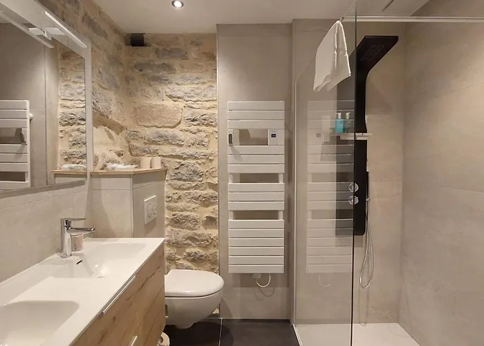 Hotel-restaurant Le Manoir De Montesquiou 3*