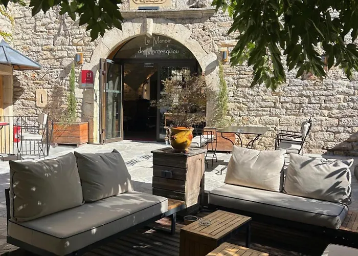 Hotel-restaurant Le Manoir De Montesquiou Hotel 3*